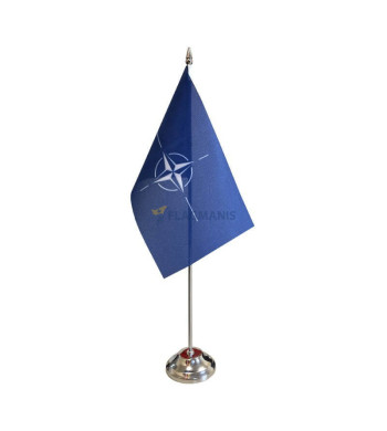 NATO galda karogs