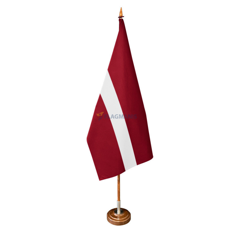 Reprezentatīvais Latvijas karogs